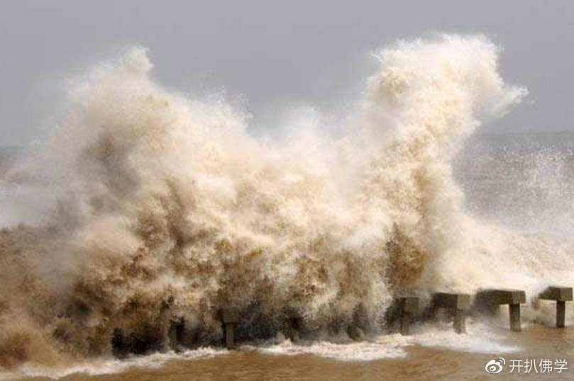 钱塘江大潮的逆水造就了富裕的江浙地区